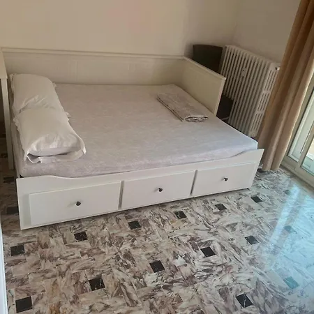 Grand Proche Promenade Apartman *